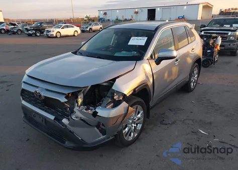 2021 Toyota Rav4 Xle Premium из США, поврежденный, VIN 2T3A1RFV1MC180701